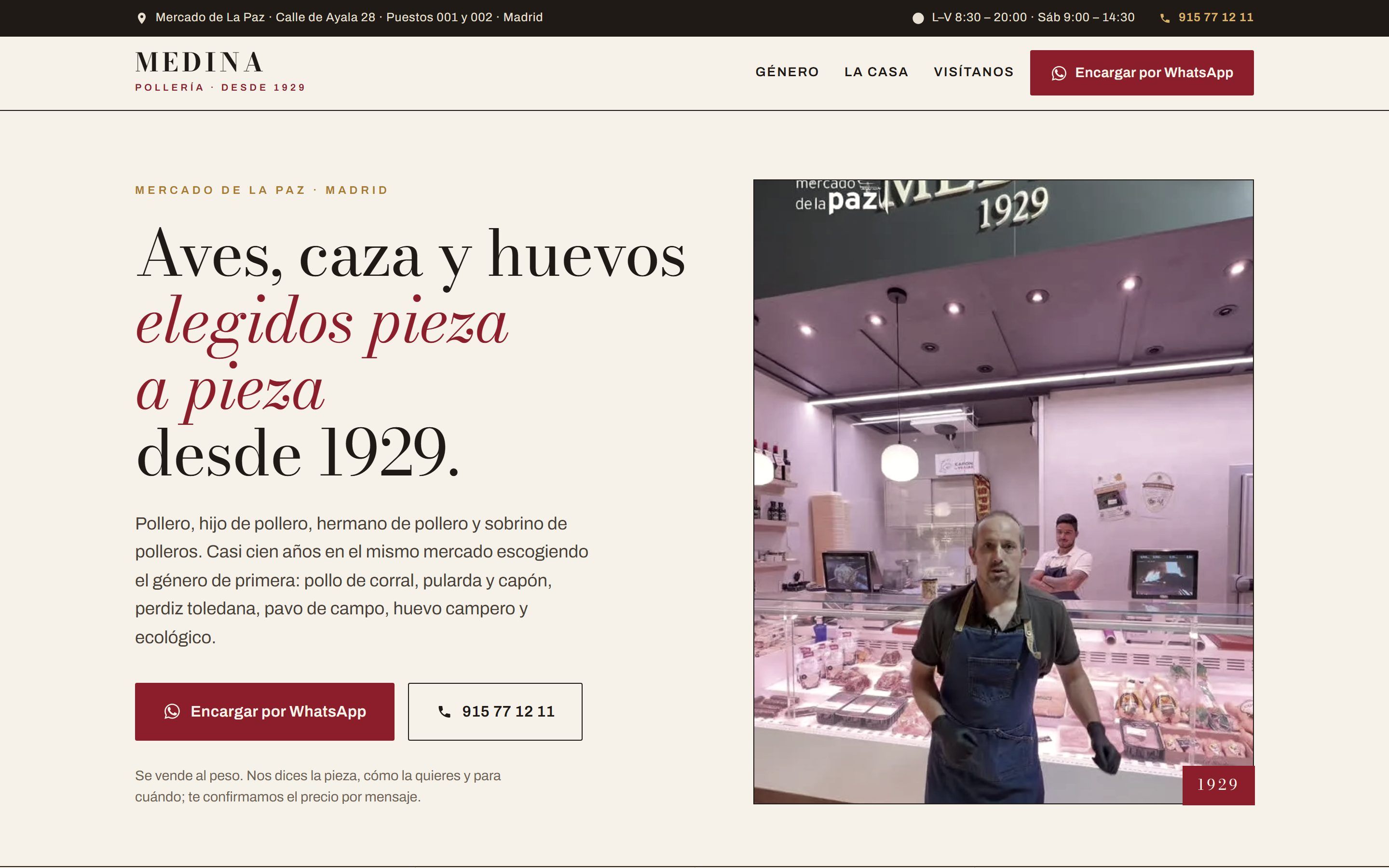 Inicio de la web de Pollería Medina, con el mostrador del puesto en el Mercado de La Paz y el botón de encargar por WhatsApp